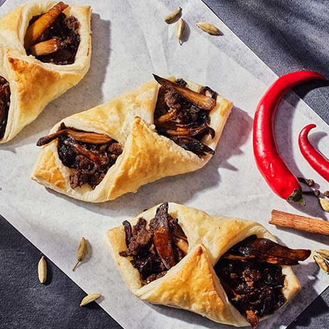 savory_seeni_sambol_turnovers_472x472