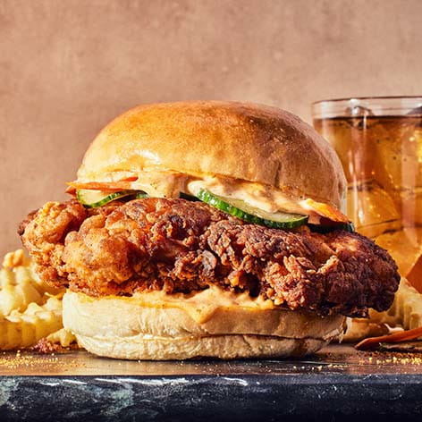 vietnamese_cajun_fried_chicken_sandwich__472x472