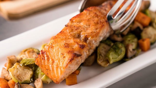 Billy Bee® Honey And Garam Masala Cedar Plank