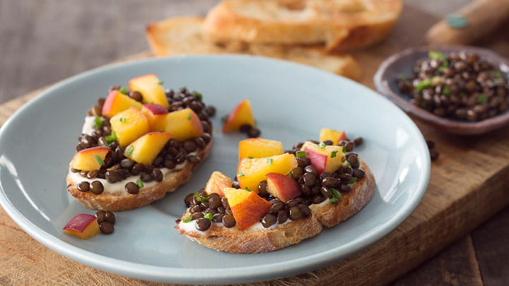 pickled_peach_and_black_beluga_lentil_toasts