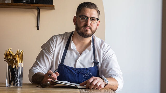 Le maître canadien de la cuisine cambodgienne