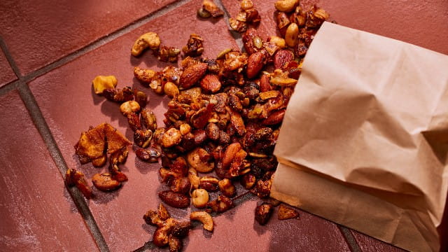 Tamarind Pasilla Snack Mix