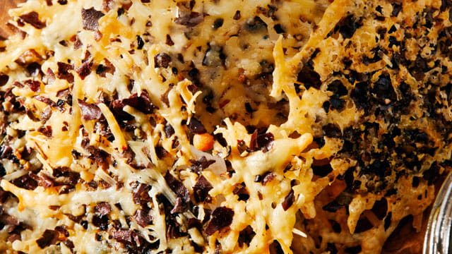 Parmesan-and-Dulse-Crisp