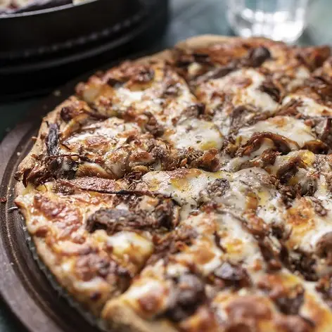 italian beef pizza