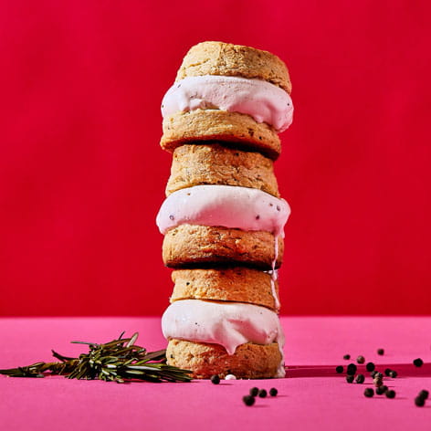 unexpected_ice_cream_sandwich