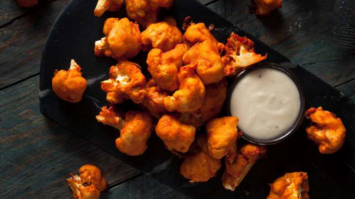 super saucy buffalo cauliflower bites