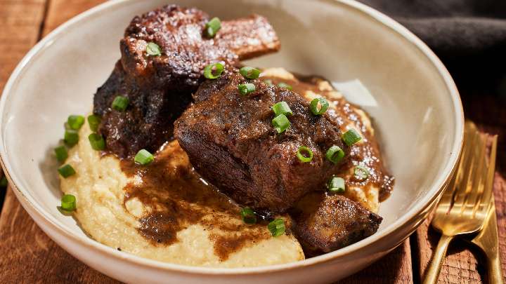 Jerk Braised Short Ribs with Cheesy Grits